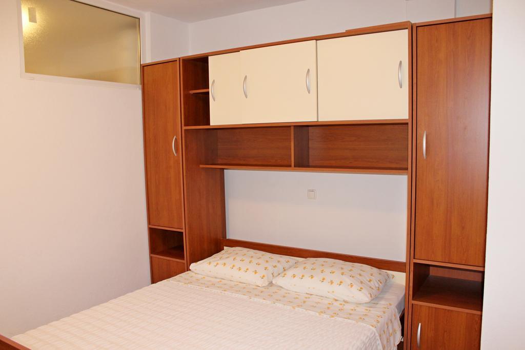 Apartments Petric Макарська Екстер'єр фото
