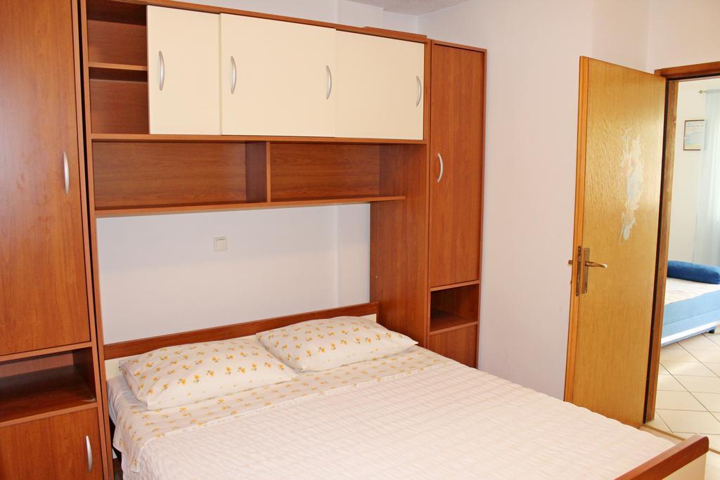 Apartments Petric Макарська Екстер'єр фото